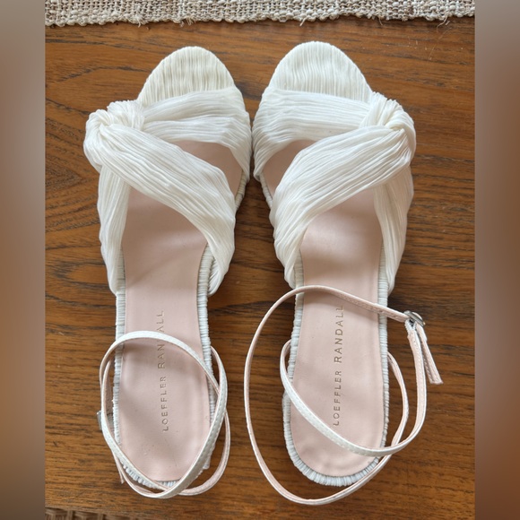 Loeffler Randall Raegan pearl twist heel - Picture 5 of 7